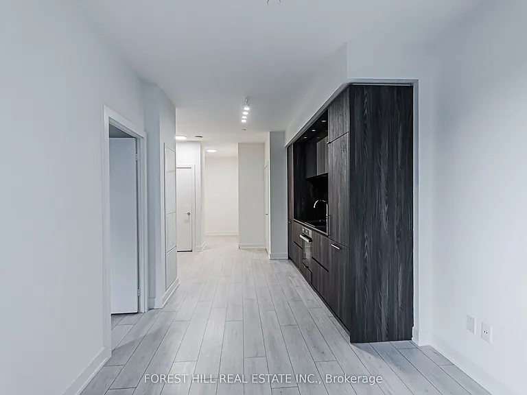 15 Mercer St S #807 — Photo 22