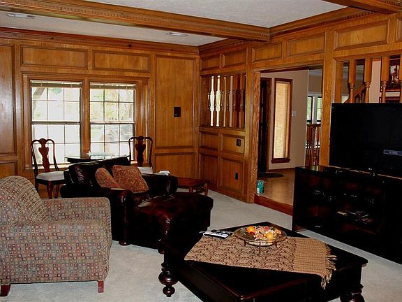 3rd image of 15018 Coral Sands Dr