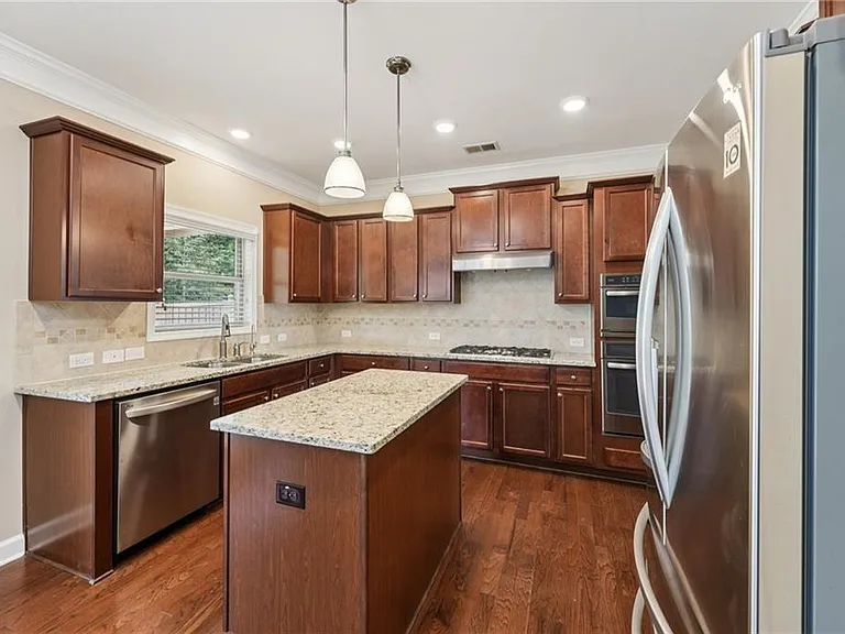 6370 Shiloh Woods Dr — Photo 30