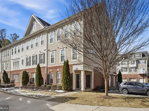 4774 Dane Ridge Cir, Woodbridge, VA 22193