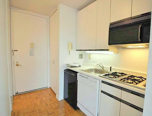 Rented by Owner | media 3