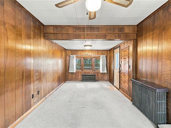 3rd image of 143 Dorr Ave