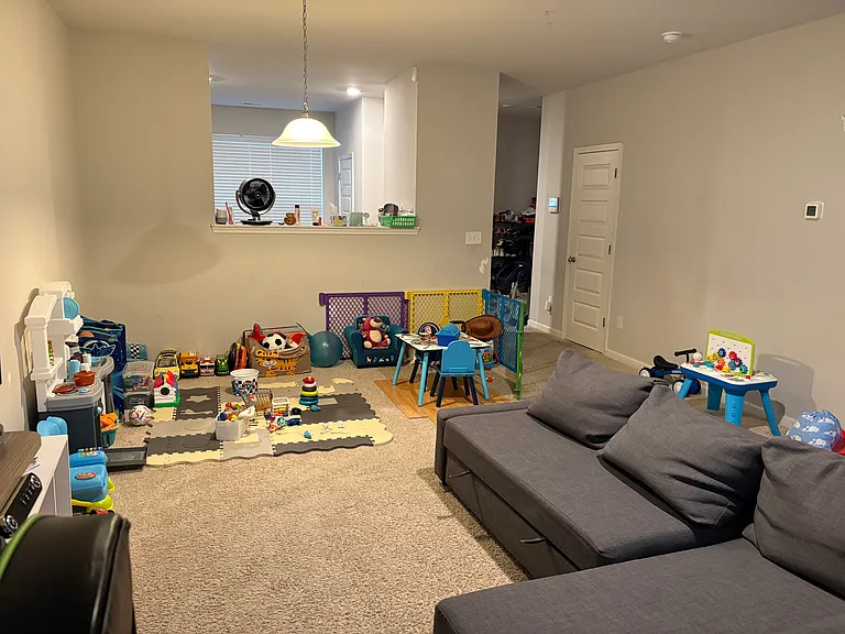 2496 Piering Dr — Photo 11
