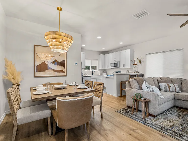 3001 E Butler Ave #16 — Photo 5