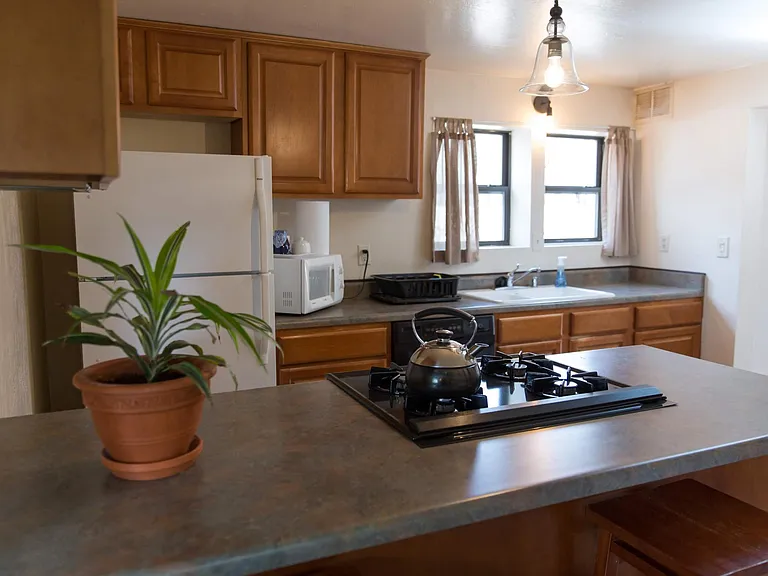 105 S Elden St — Photo 2