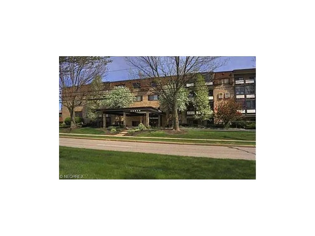 25805 Fairmount Blvd APT 105 photo 1