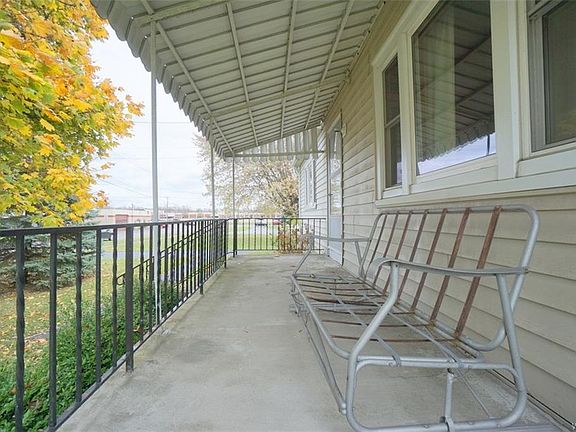 2nd image of 4 Bink St