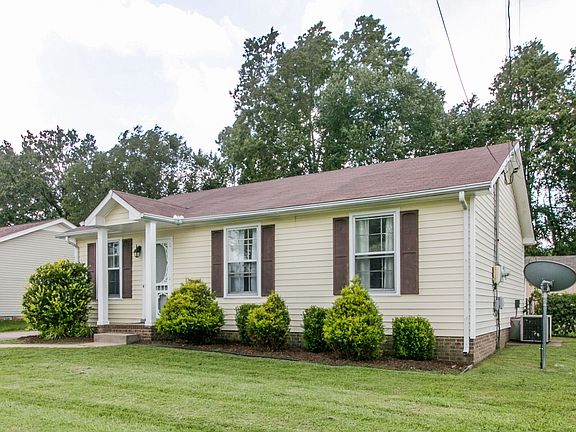 2nd image of 716 Shelton Cir