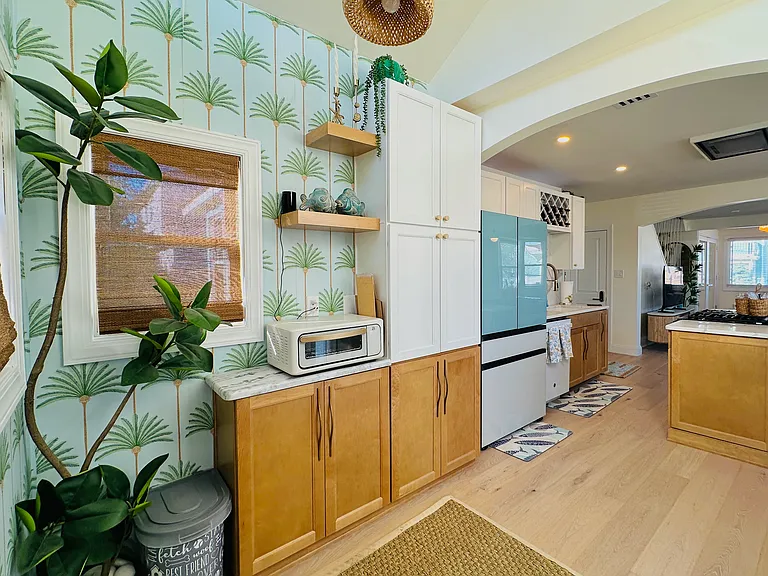 400 N Oxford Ave — Photo 40