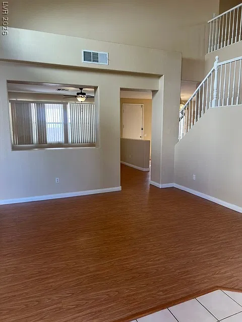 4 bed, 2.5 bath, 2357 sqft, $2,346 — Photo 2