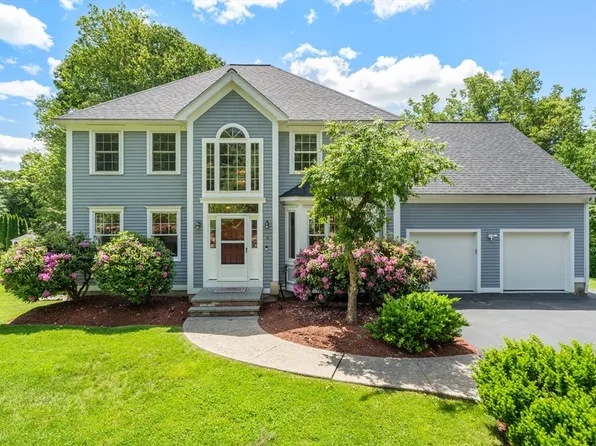 8 Ashley Rd, Southborough, MA 01772