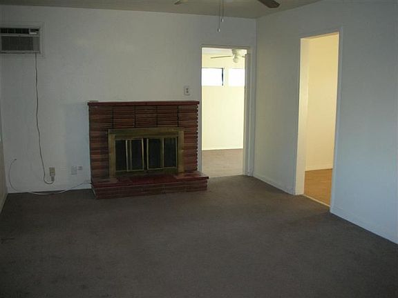 5th image of 2731 Norwood Ave