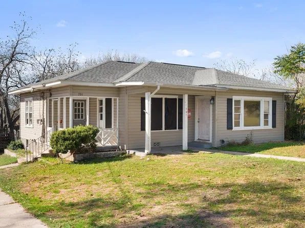 701 N Washington St, La Grange, TX 78945