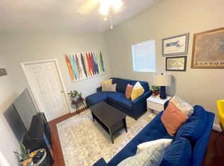 820 E 6th St APT 3, Boston, MA 02127