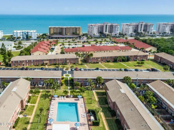 911 S Colonial Ct APT C, Indian Harbour Beach, FL 32937