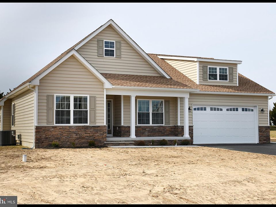 1st image of 22900 Deep Creek Dr