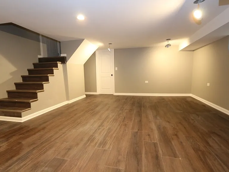 1413 W 112th Pl — Photo 17