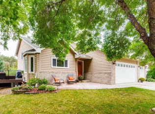5831 S Park Dr, Savage, MN 55378