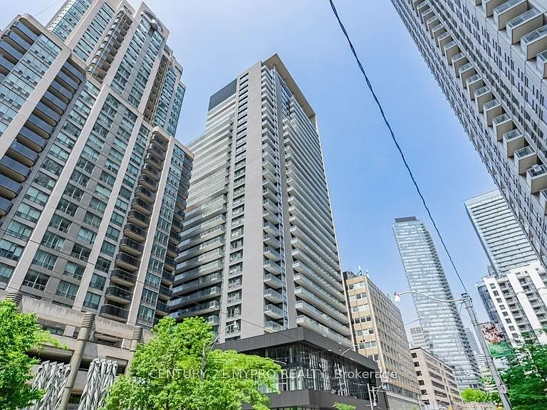 770 Bay St #Penthouse 507 — Photo 1