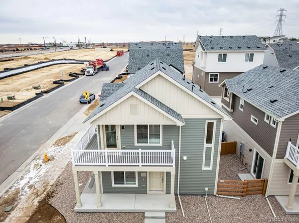 46523 Gold Prairie Drive, Bennett, CO 80102