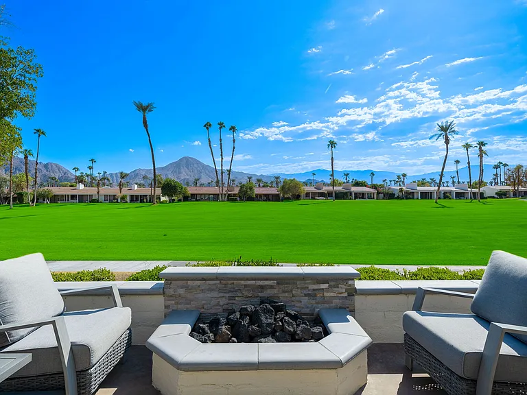 75593 Desert Horizons Dr — Photo 1