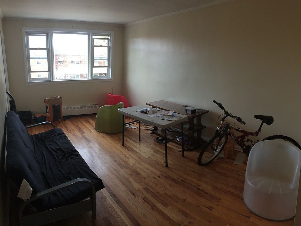 1st image of 4706 28th Ave #1