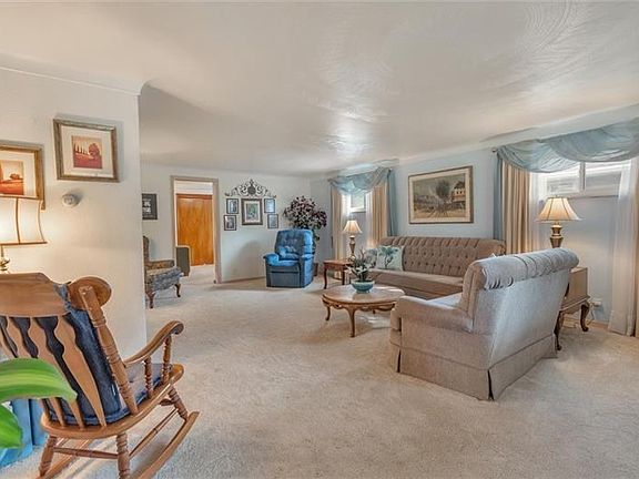 5th image of 1467 Madden Dr