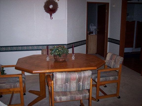 3rd image of 176 Deer Chase Dr