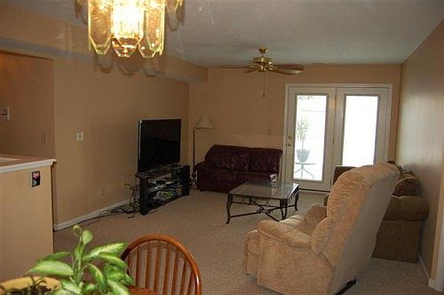 3rd image of 160 Herrington Ct APT 5