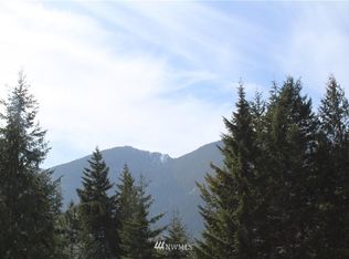 90 Bearfield Rd, Port Angeles, WA 98363