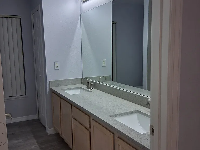 1815 White Heron Bay Cir — Photo 18