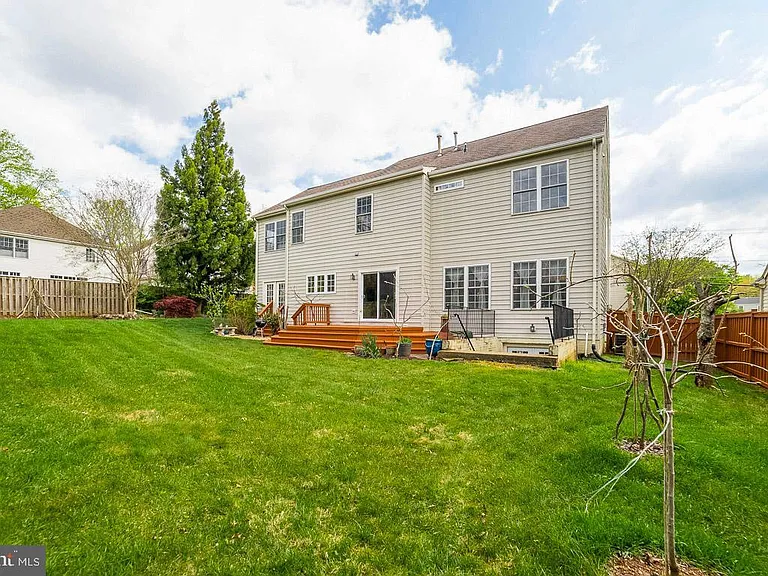 2944 Edgelea Rd — Photo 44