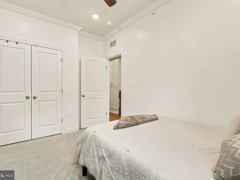 7353 Mountaineer Dr — Photo 23