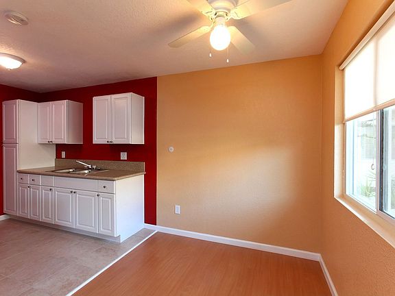 Kitchen & Dining Room