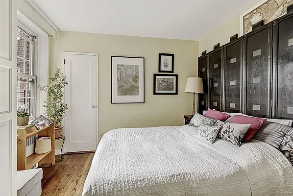 Sold by Corcoran | media 12