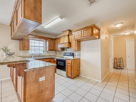 4th image of 3702 W Sarah Evans APT 4