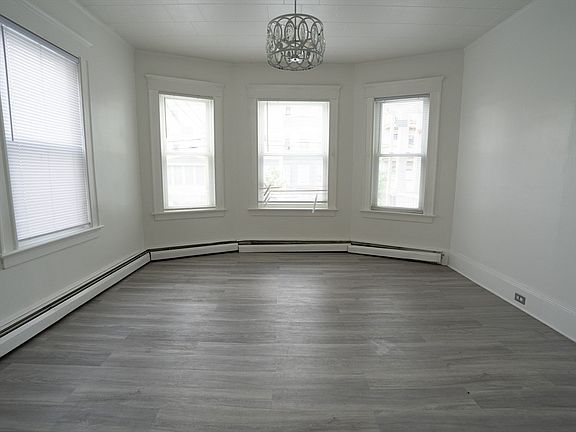 5th image of 27-29 Boxford St