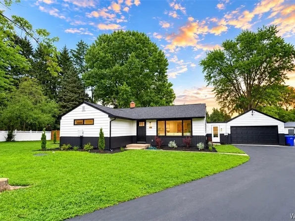 6921 Bear Ridge Rd, North Tonawanda, NY 14120
