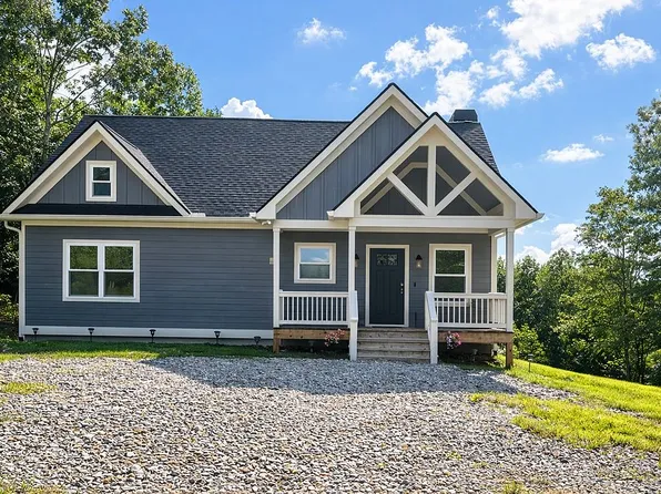 162 Barefoot Trl, Blairsville, GA 30512