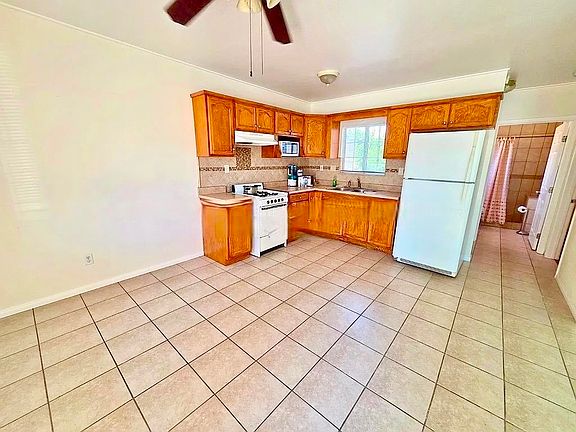 2nd image of 8446 California Ave #A