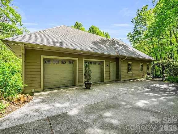 4th image of 30 Laurel Branch Dr