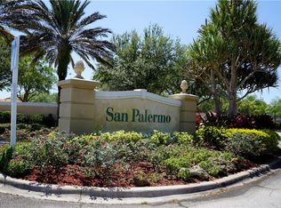 1636 Napoli Dr, Sarasota, FL 34232