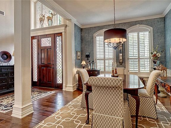 4th image of 7203 Pebble Hill Dr