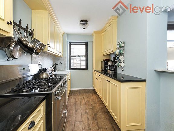 2nd image of 383 Grand St APT M104