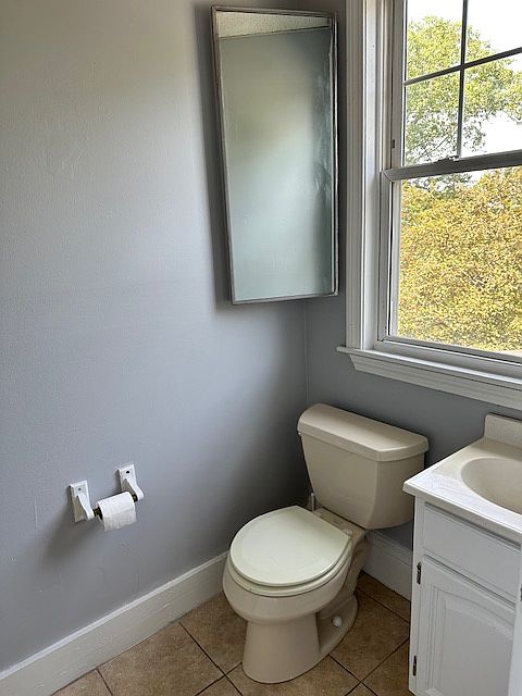 bathroom with stand up shower