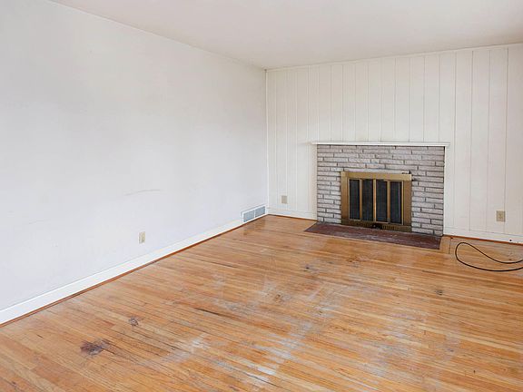 4th image of 2720 Shannon Dr