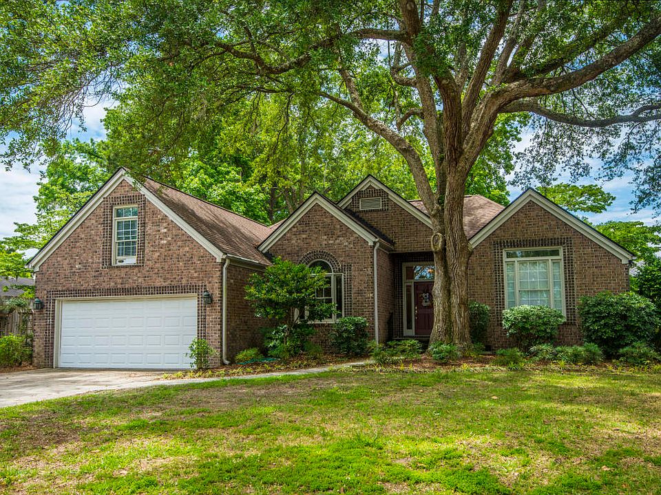 1st image of 1392 Southlake Dr