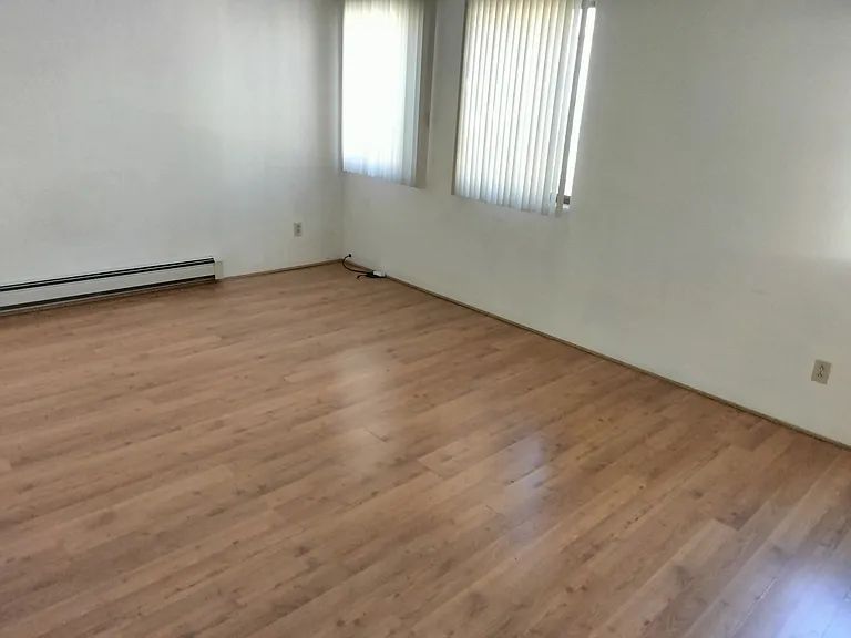 913 Gusdorf Rd #4 — Photo 7