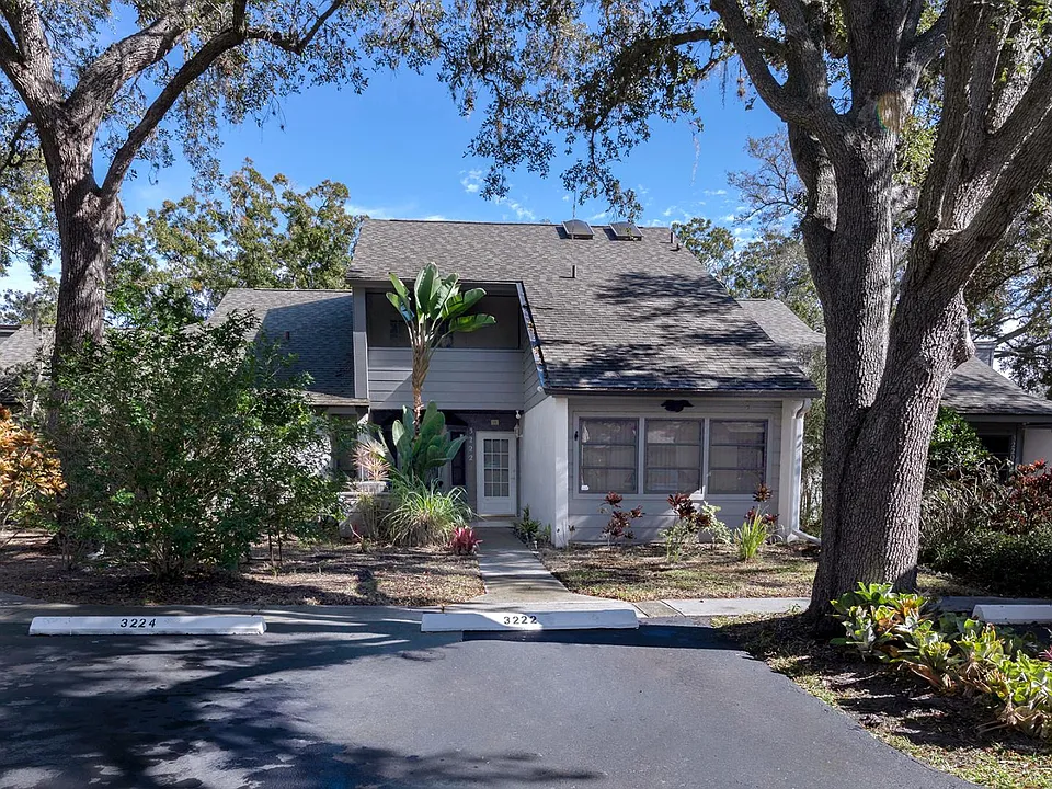 3222 Golden Eagle Ln