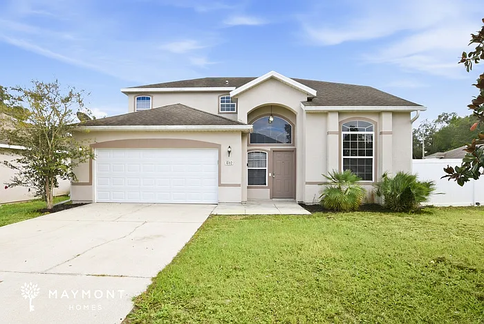 402 Bay Oak Ln